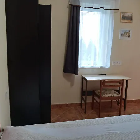 Pensjonat All-inn Eger